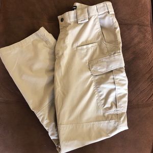 5.11 Tactical | Stryke Pants 32x30